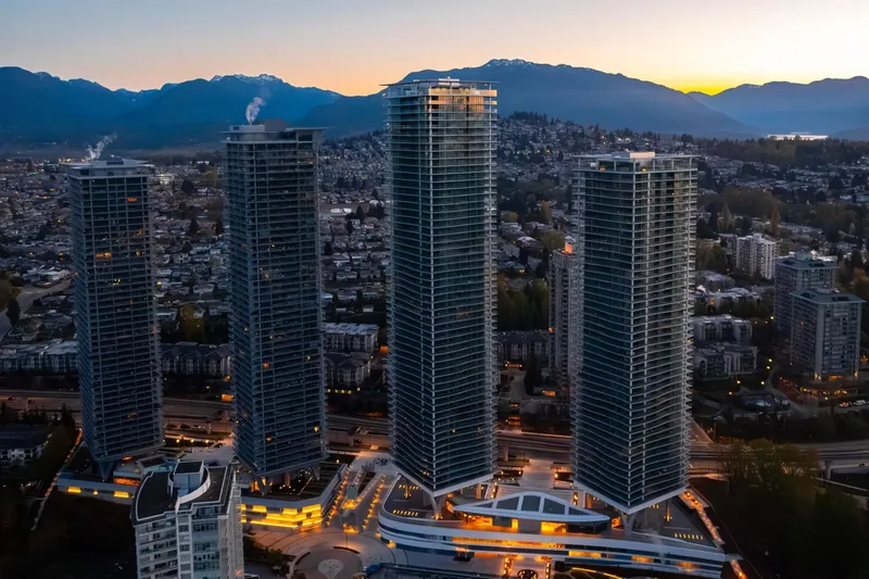 509 4880 LOUGHEED HWY - photo 1 of 25