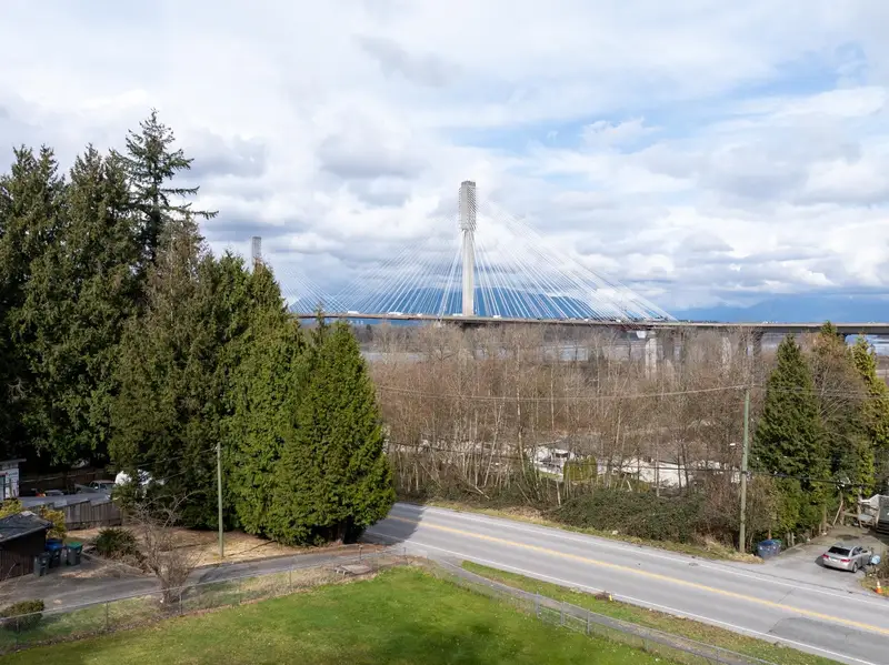 14707 ST. ANDREWS DRIVE - photo 3 of 21