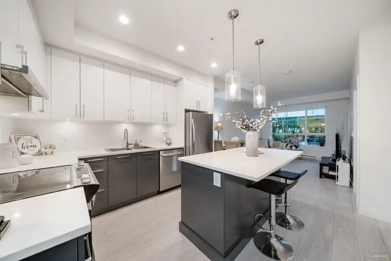 B106 20834 80 AVENUE - photo 4 of 22
