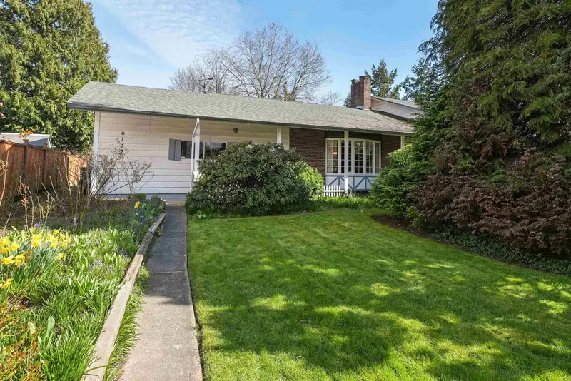 6172 184 STREET - photo 1 of 25