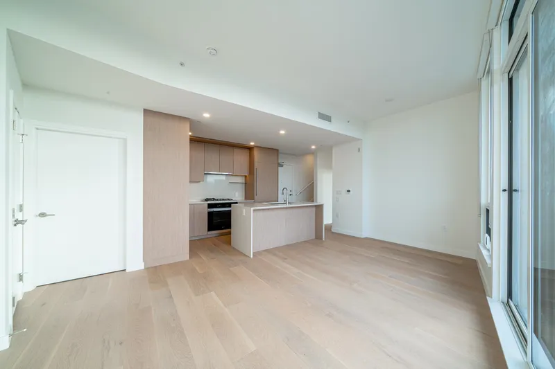 606 5212 CAMBIE STREET - photo 2 of 22
