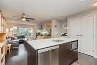 207 1677 LLOYD AVENUE - thumbnail 7