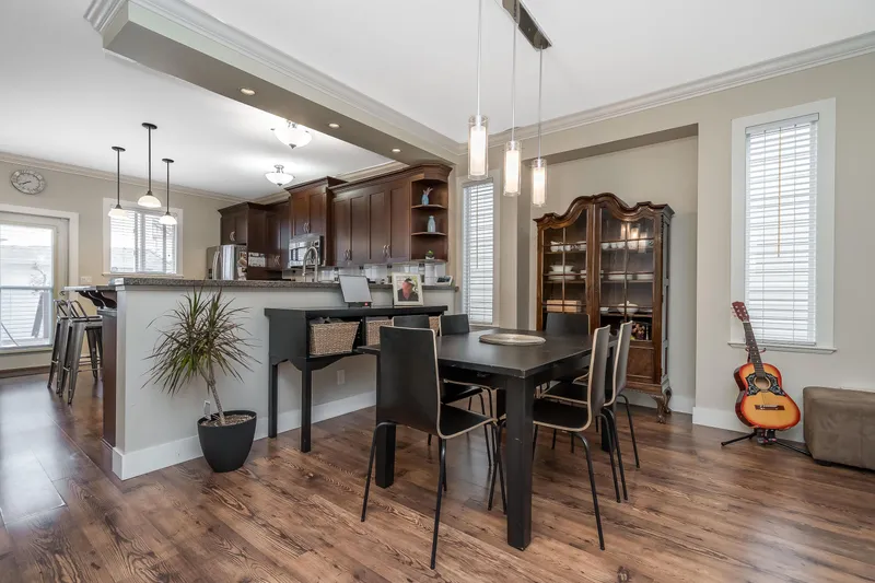 19232 68A AVENUE - photo 3 of 25