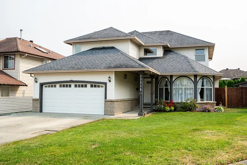 12514 220 STREET - photo 1 of 25