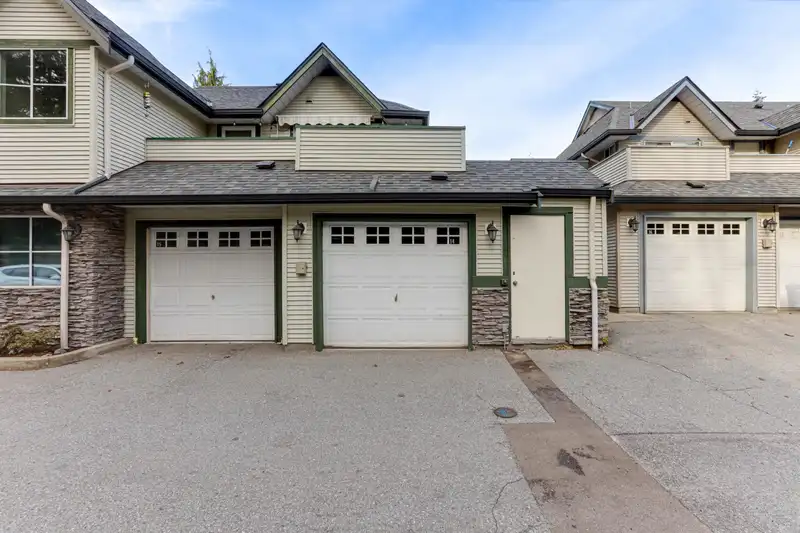 14 19034 MCMYN ROAD - photo 1 of 35