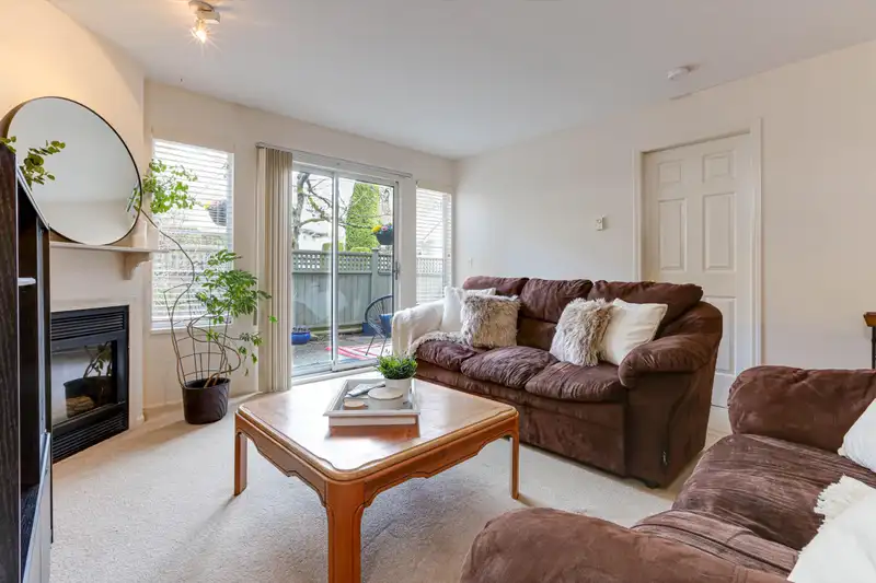 14 19034 MCMYN ROAD - photo 4 of 35
