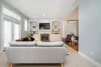 6075 165A STREET - thumbnail 5