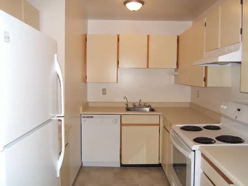 306 10698 151A STREET - photo 3 of 27