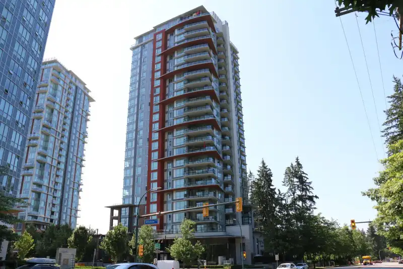 1902 3096 WINDSOR GATE - photo 1 of 33