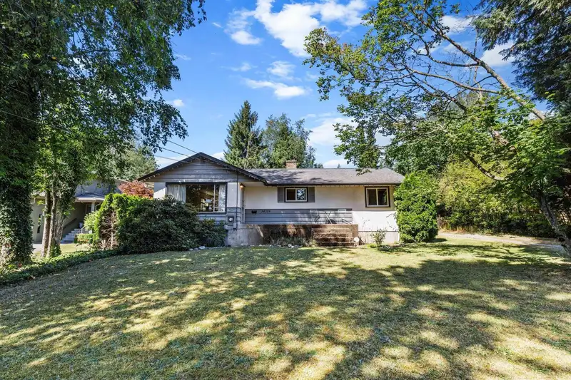 34209 FRASER STREET - photo 1 of 40