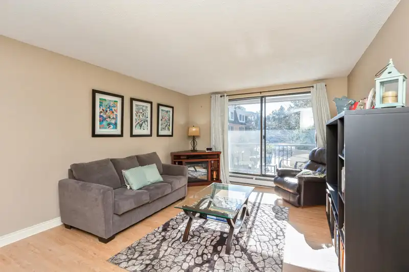 206 1740 SOUTHMERE CRESCENT - photo 2 of 21