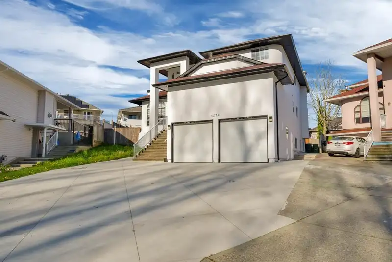3272 QUAIL COURT - photo 2 of 35