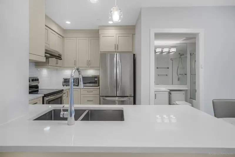 13 2717 HORLEY STREET - photo 4 of 24