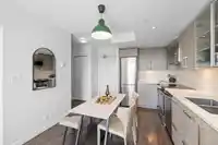 562 955 E HASTINGS STREET - thumbnail 7