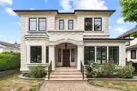 2653 MCBAIN AVENUE - thumbnail 1