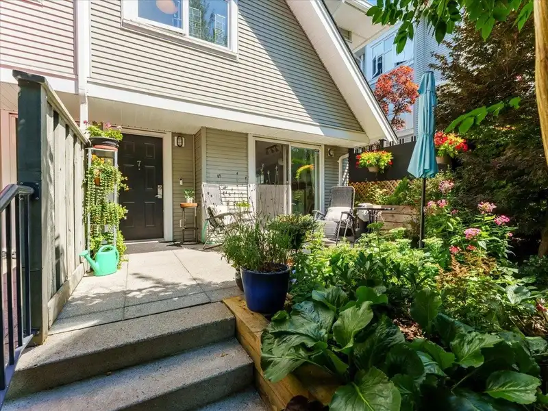 7 1203 MADISON AVENUE - photo 2 of 34