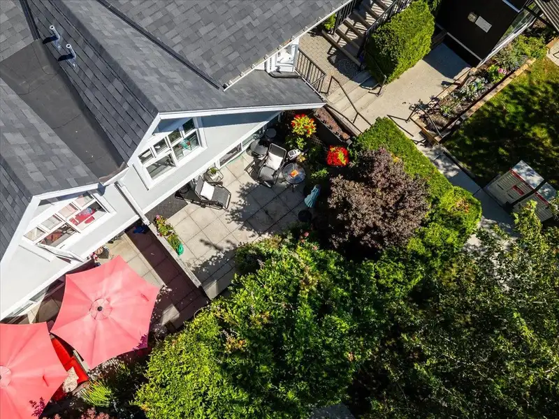 7 1203 MADISON AVENUE - photo 3 of 34
