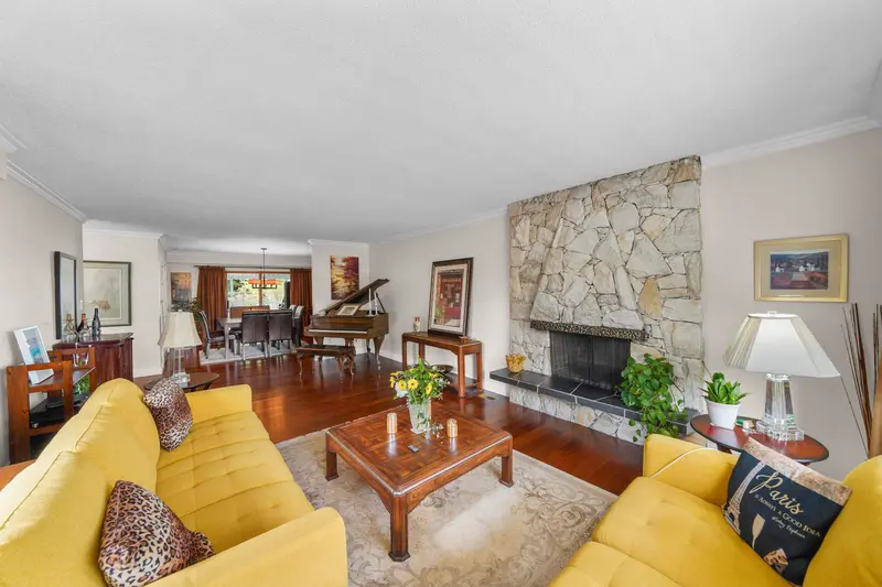 5174 DENNISON DRIVE - photo 4 of 25