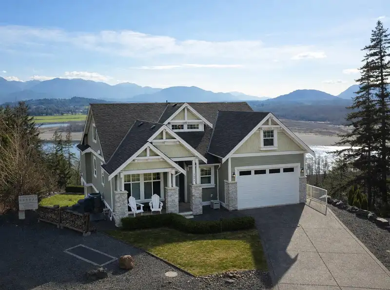 1399 HIGHLANDS BOULEVARD - photo 2 of 40