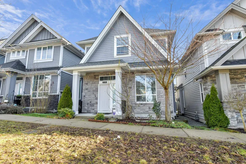 2136 165B STREET - photo 1 of 25