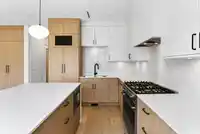 2 2741 E 7TH AVENUE - thumbnail 5