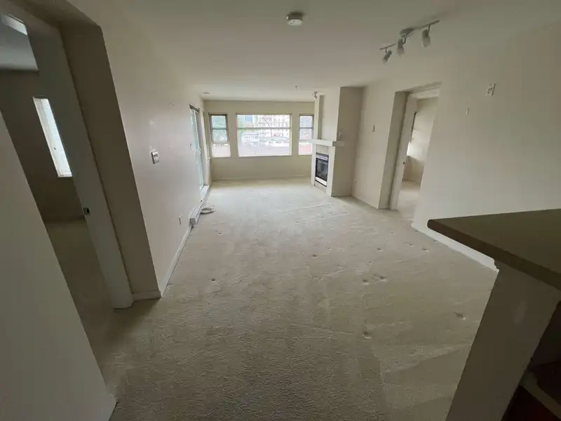 413 6508 DENBIGH AVENUE - photo 2 of 2