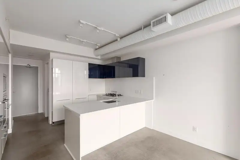 1505 108 E 1ST AVENUE - photo 4 of 28
