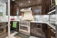 8671 GALWAY CRESCENT - thumbnail 12