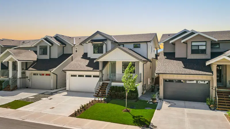 7147 ELWOOD DRIVE - photo 3 of 25