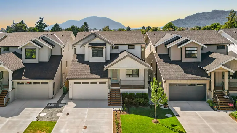 7147 ELWOOD DRIVE - photo 4 of 25