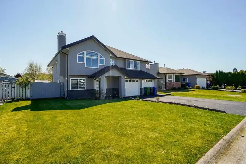 31274 WAGNER DRIVE - photo 3 of 40