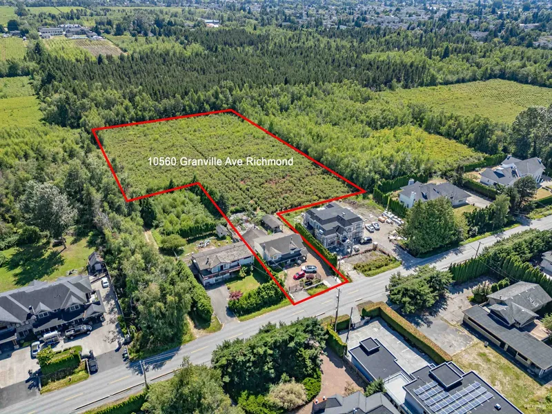 10560 GRANVILLE AVENUE - photo 1 of 17