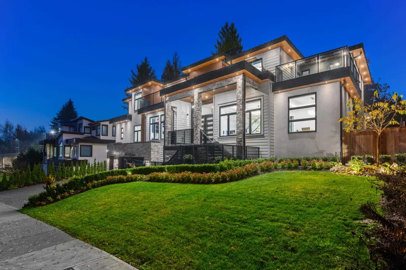 17568 102 AVENUE - photo 3 of 25