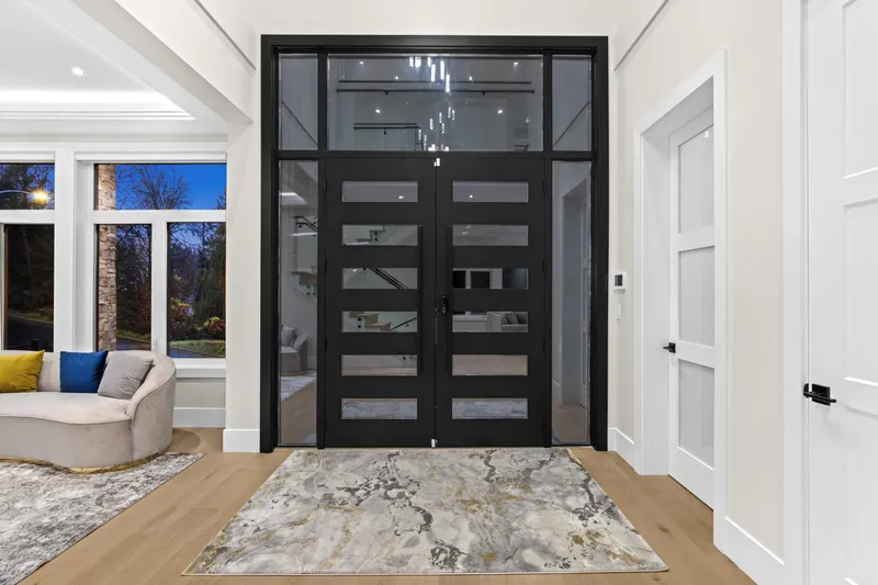 17568 102 AVENUE - photo 4 of 25