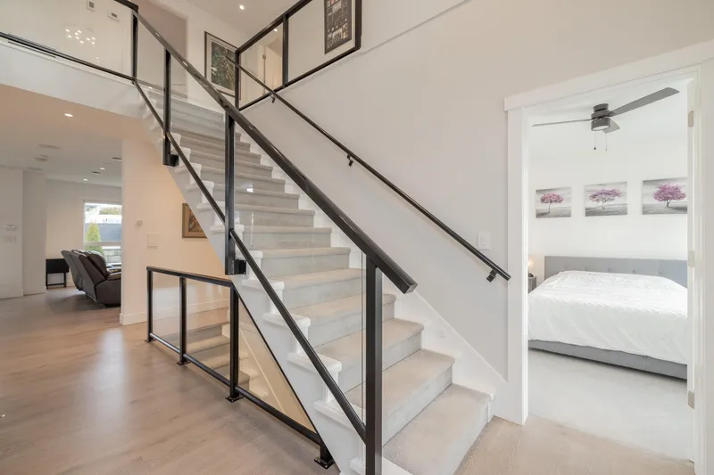 7139 PAULUS CRESCENT - photo 3 of 25