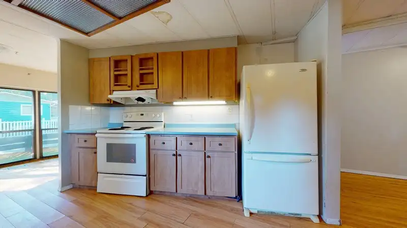 239 1830 MAMQUAM ROAD - photo 4 of 29