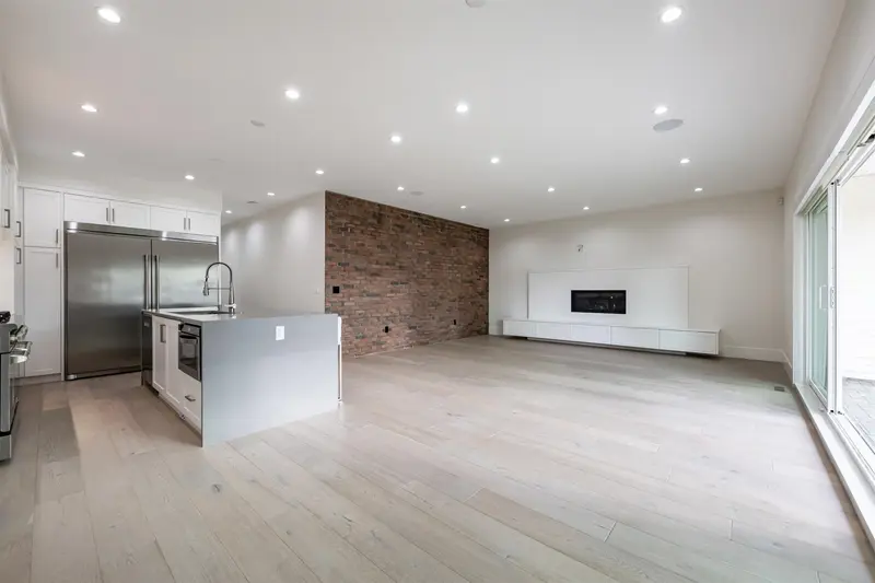 6220 LOCHDALE STREET - photo 4 of 25