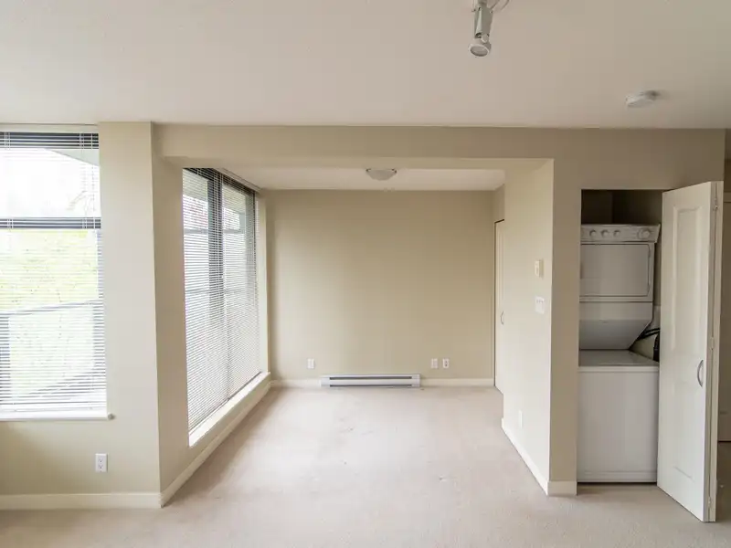410 5380 OBEN STREET - photo 4 of 10