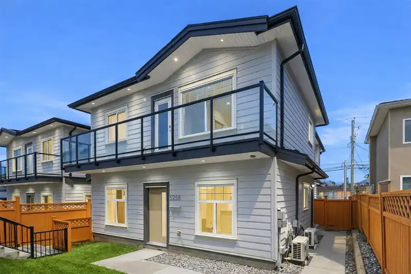 5258 NORFOLK STREET - photo 1 of 37