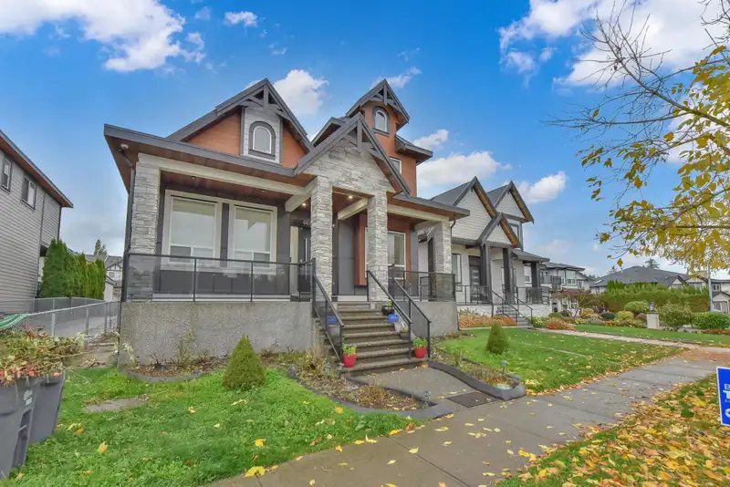 6691 121A STREET STREET - photo 1 of 40