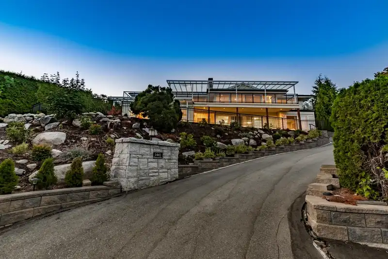 1441 CHARTWELL DRIVE - photo 1 of 28