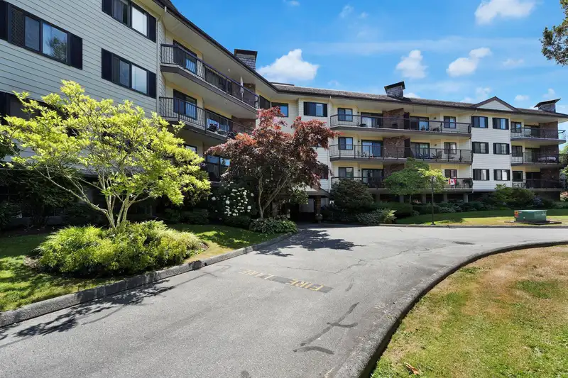 209 10220 RYAN ROAD - photo 2 of 28