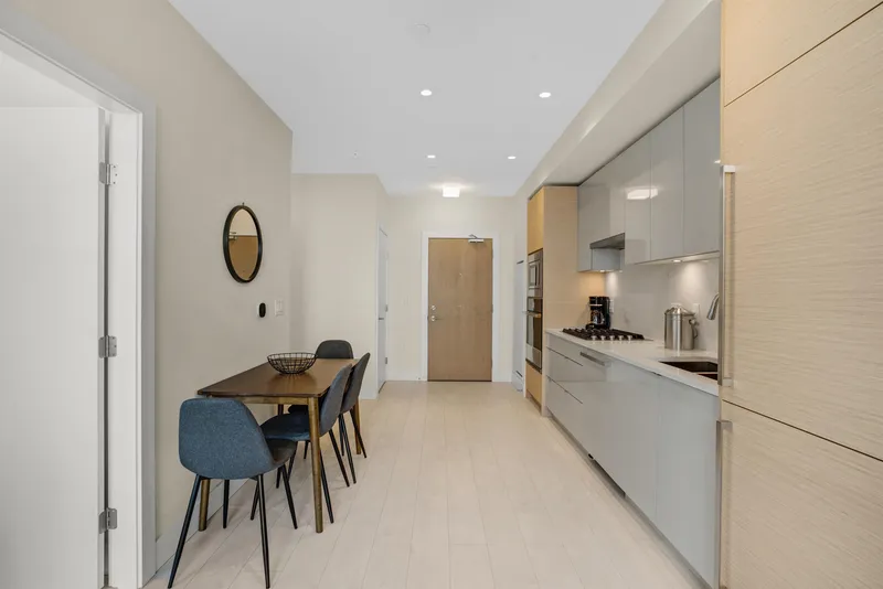 2308 3438 SAWMILL CRESCENT - photo 4 of 25