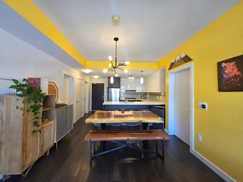 207 5399 CEDARBRIDGE WAY - photo 4 of 17