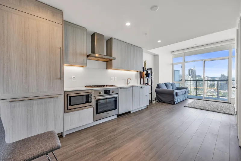 2502 2351 BETA AVENUE - photo 2 of 25