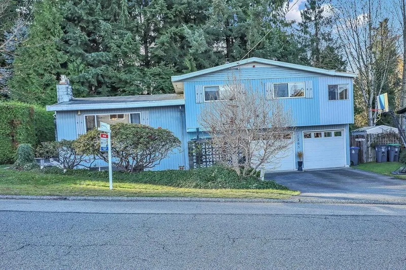 11265 133A STREET - photo 3 of 25