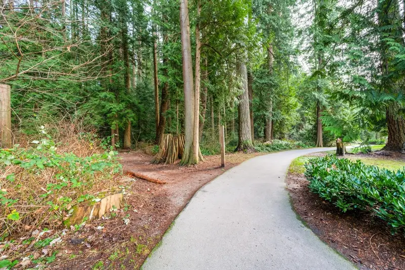 308 5628 BIRNEY AVENUE - photo 1 of 16