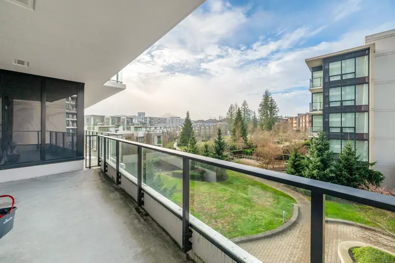 308 5628 BIRNEY AVENUE - photo 2 of 16