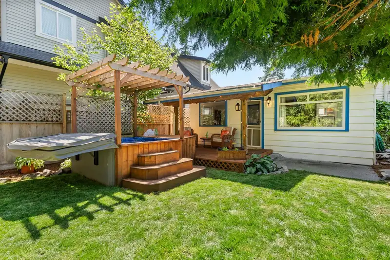 12310 SULLIVAN STREET - photo 1 of 40