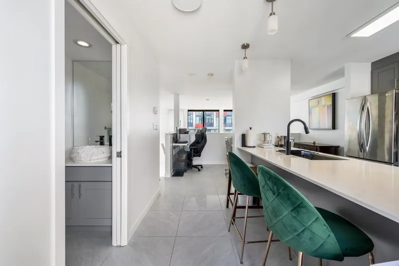 6 7911 ACKROYD ROAD - photo 4 of 25